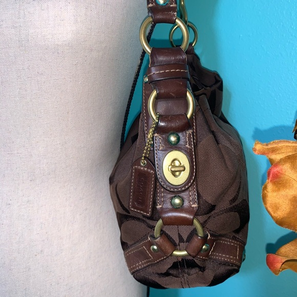 Coach Carly Signature Handbag - Picture 9 of 16